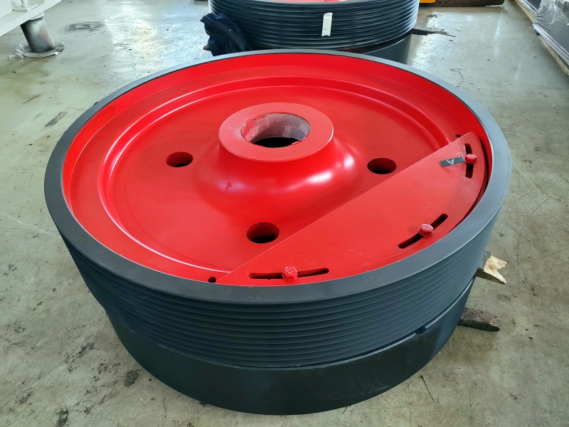 顎式破碎機(jī)飛輪